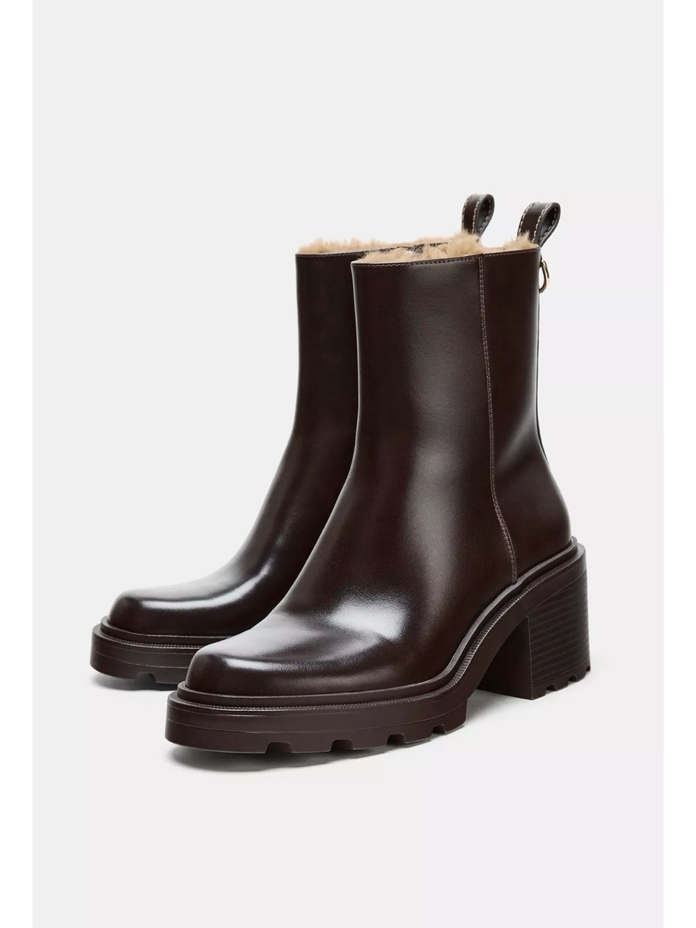 Zara Women’s Chelsea Boot 🥾 Dark Brown  with Faux Fur Interior Lining Size 8
